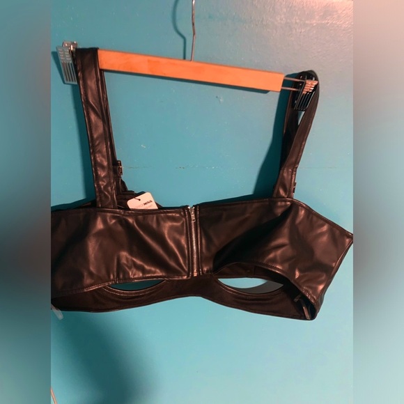 TOP ONLY- BRAND NEW FAUX LEATHER CUT OUT CROP TOP - Picture 11 of 12